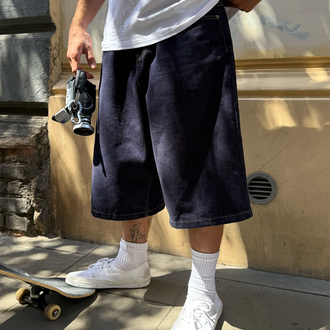 Giga Shorts